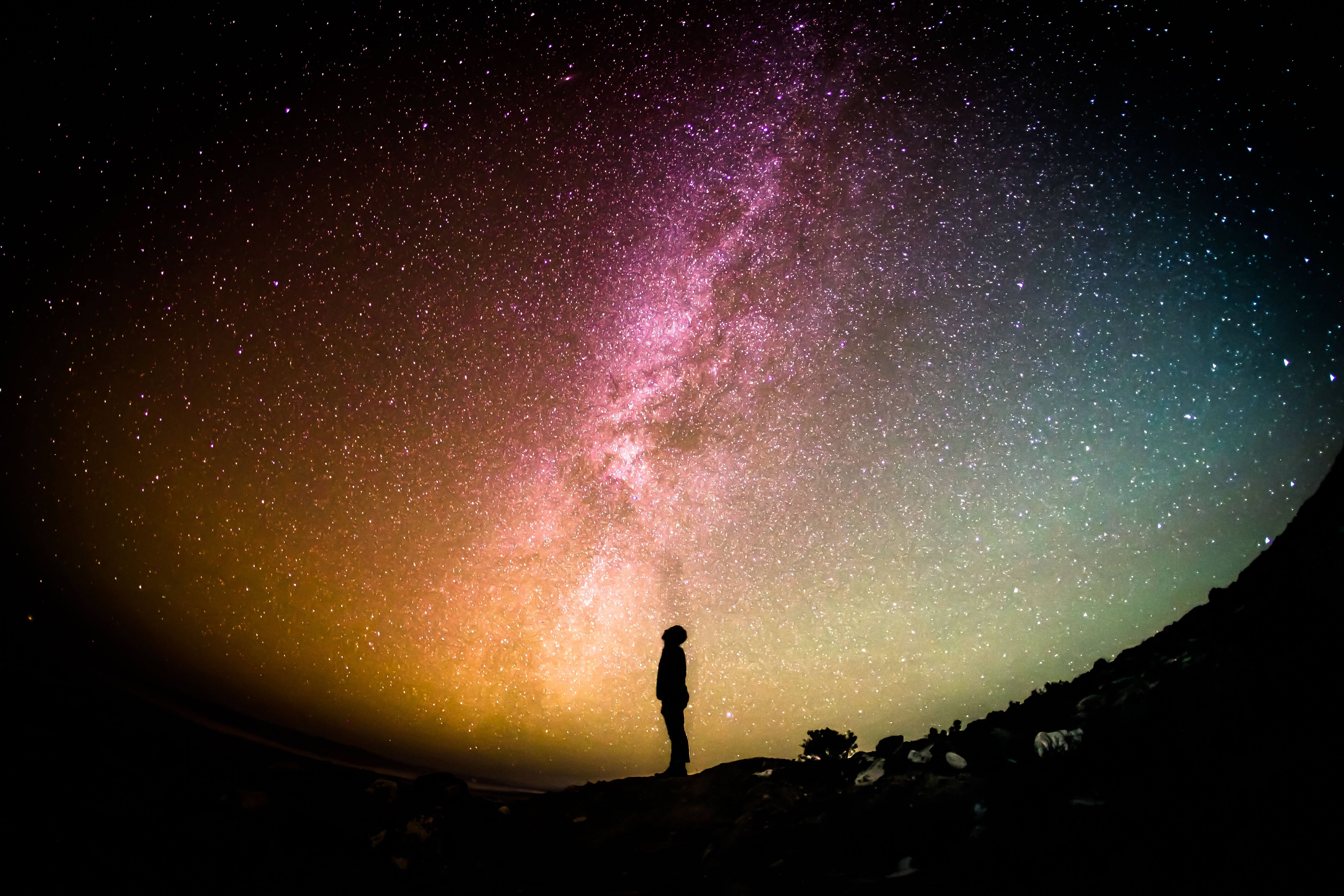 Starry-sky-at-spiral-jetty-cc0-by-greg-rakozy