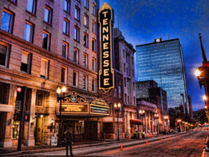 photo of Tennessee Theatre in Knoxville at night